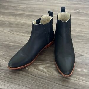 Nisolo Black Chelsea Boots - Size 7